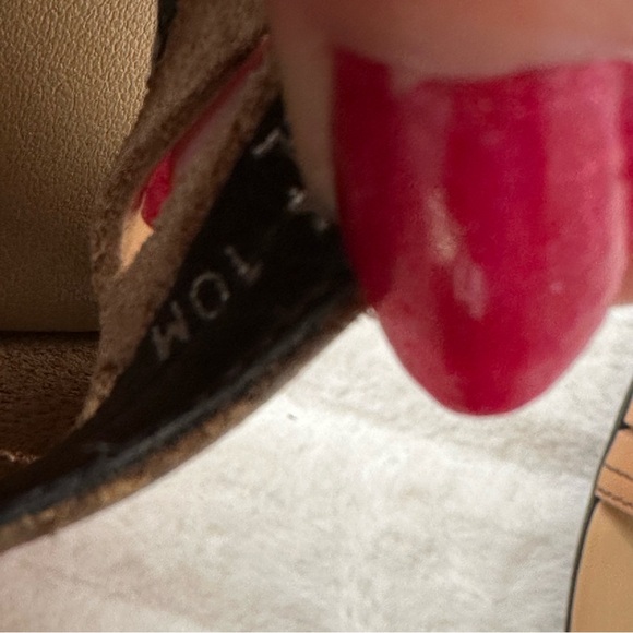 Franco Sarto ♥️ Tan cut out, peep toe Heels sz 10M - Picture 5 of 9